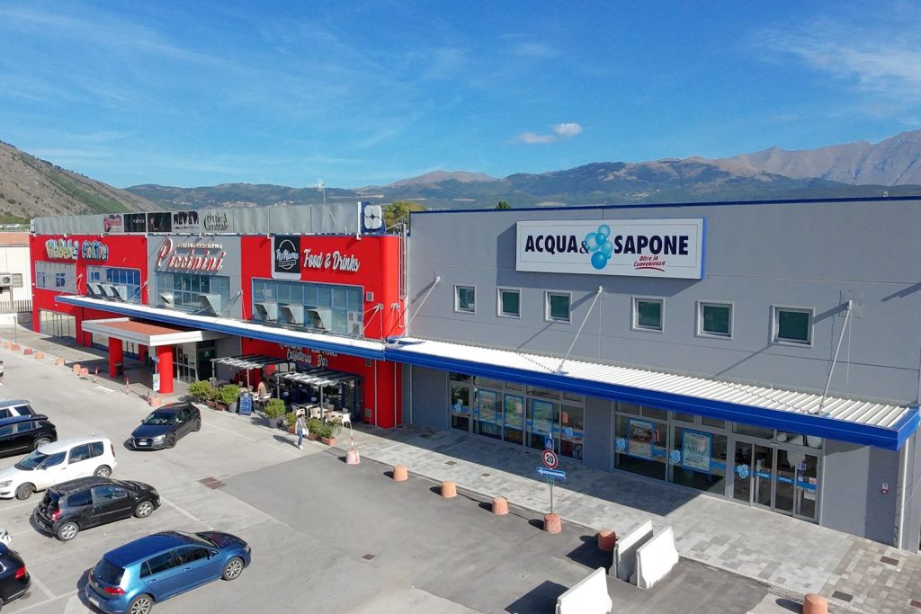 Edificio commerciale Acqua & Sapone a L'Aquila