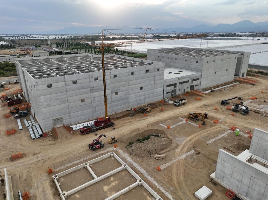 Stazione di conversione HVDC Terna, immagine 1